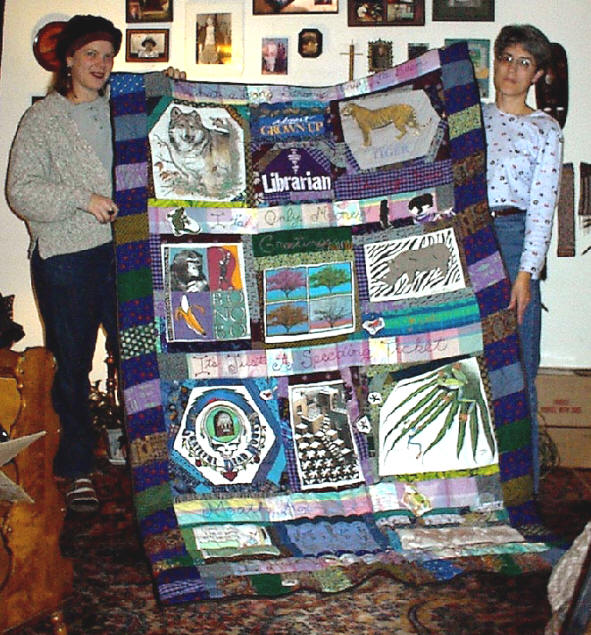 Leslie and Rachel w quilt